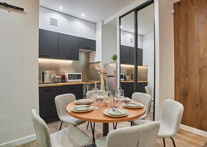 Sublime Flat In The Centre Of Montorgueil