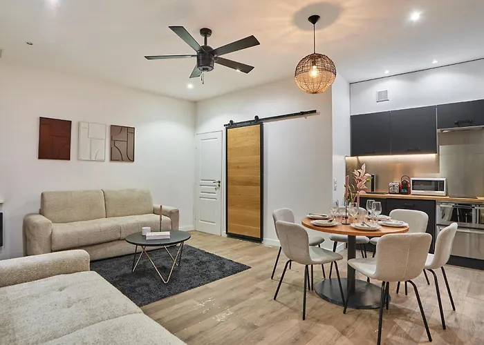 아파트 Sublime Flat In The Centre Of Montorgueil 파리